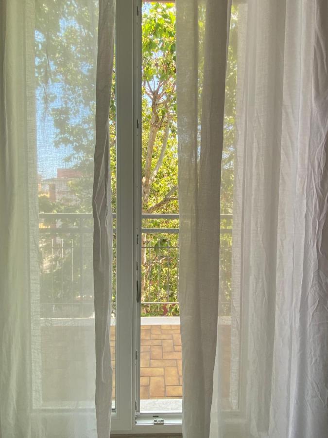 Hotel Nova Dhely Rimini Buitenkant foto